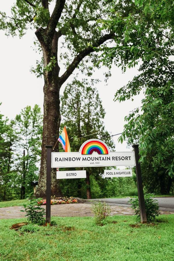 Rainbow Mountain Resort - Lgbtq Friendly East Stroudsburg Bagian luar foto