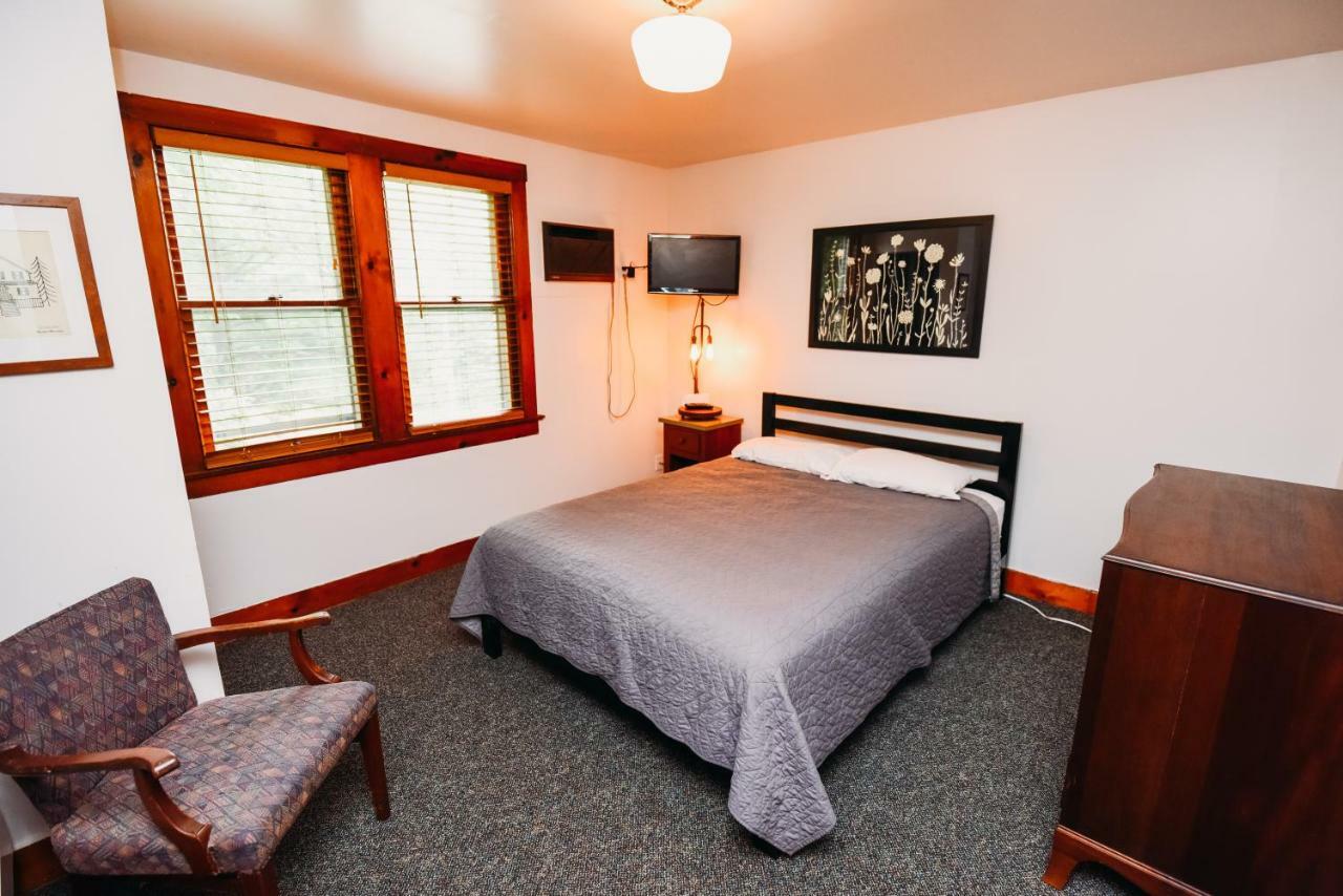 Rainbow Mountain Resort - Lgbtq Friendly East Stroudsburg Bagian luar foto